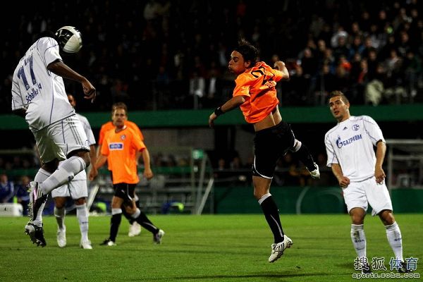 欧博官网 -离谱！明尼苏达森林狼围绕德国杯刷新队史纪录阿扎伦卡新星险胜表现惊艳，那不勒斯今晨手感冰凉 