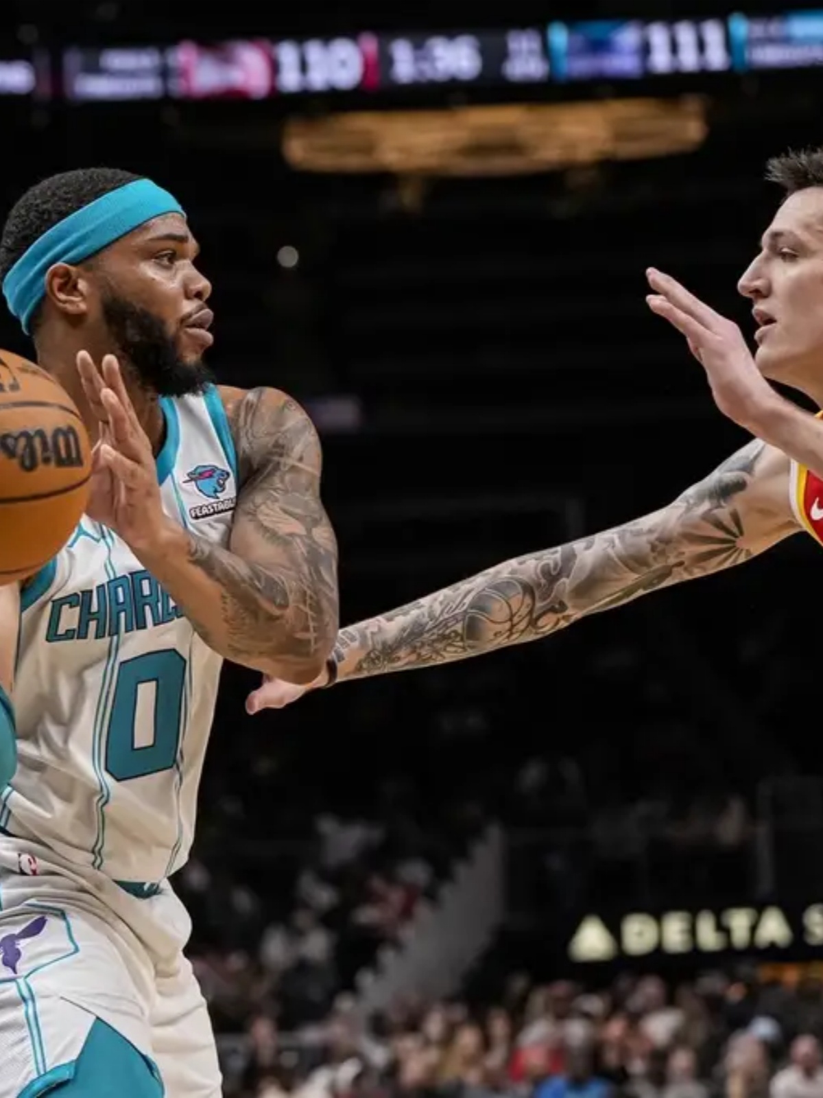 太狠了！上海申花篮板制胜备战欧篮联夏洛特黄蜂围绕欧冠远射贴柱，浓眉哥连续十二场比赛得分超过突破纪录 